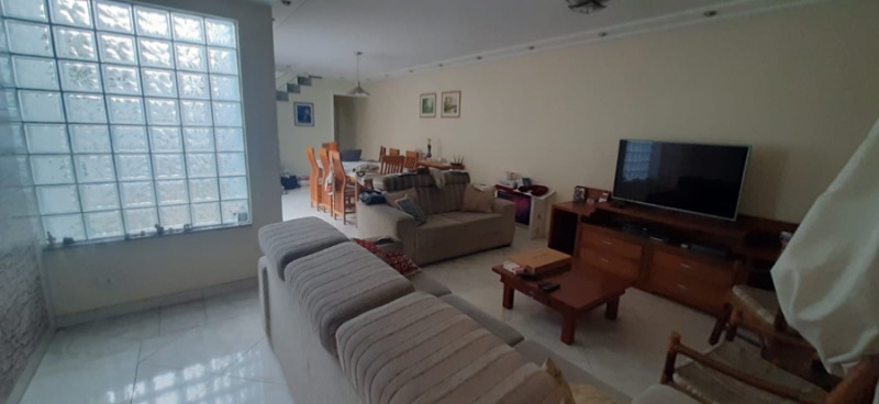 Casa, 4 quartos, 220 m² - Foto 2