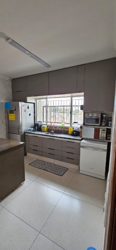 Casa, 6 quartos, 190 m² - Foto 9