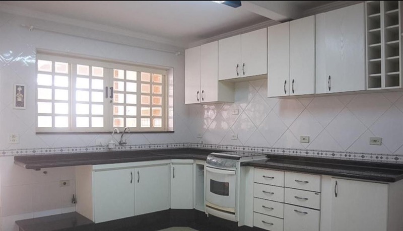 Casa, 3 quartos, 200 m² - Foto 8