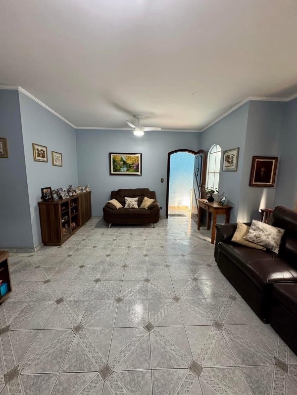 Casa, 4 quartos, 202 m² - Foto 4