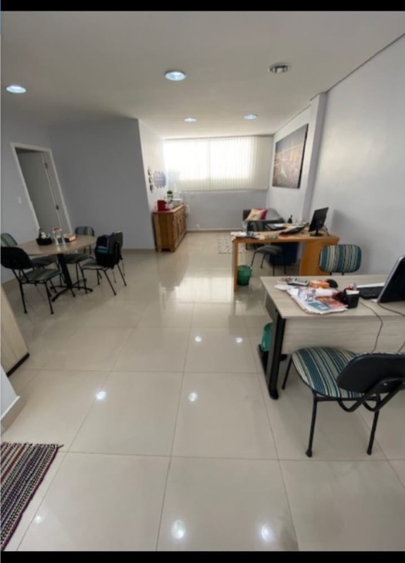 Casa, 3 quartos, 270 m² - Foto 4