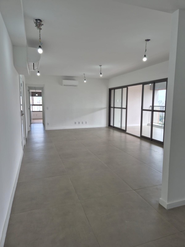 Apartamento, 3 quartos, 139 m² - Foto 1