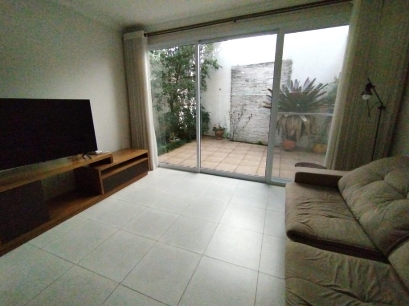 Casa, 6 quartos, 305 m² - Foto 2