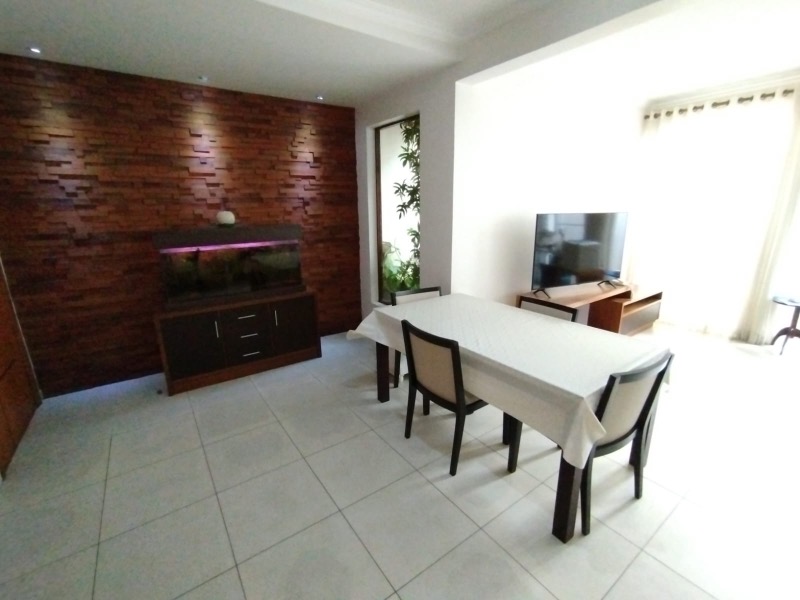 Casa, 6 quartos, 305 m² - Foto 4
