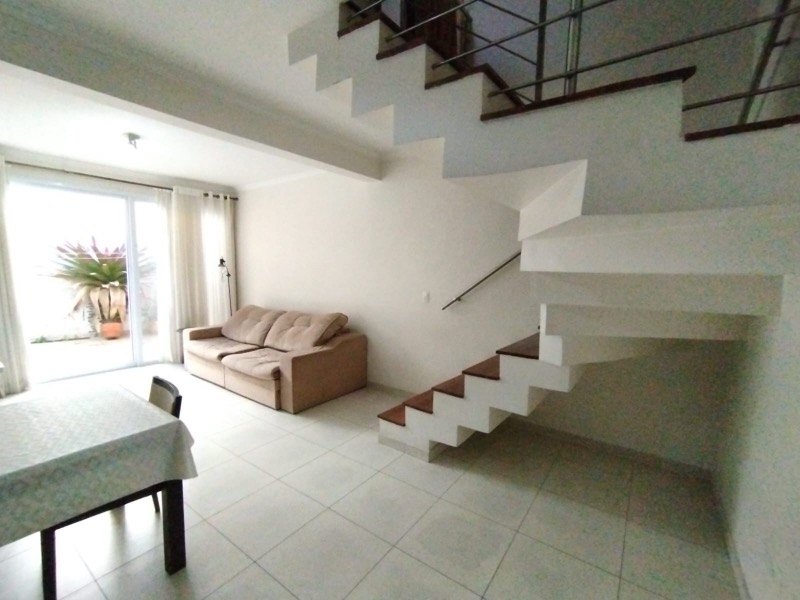 Casa, 6 quartos, 305 m² - Foto 3