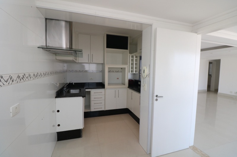 Apartamento, 3 quartos, 237 m² - Foto 5