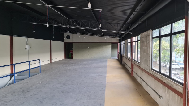 Depósito-Galpão, 300 m² - Foto 1