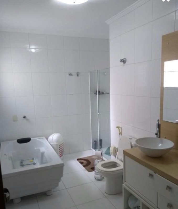 Casa, 3 quartos, 298 m² - Foto 8