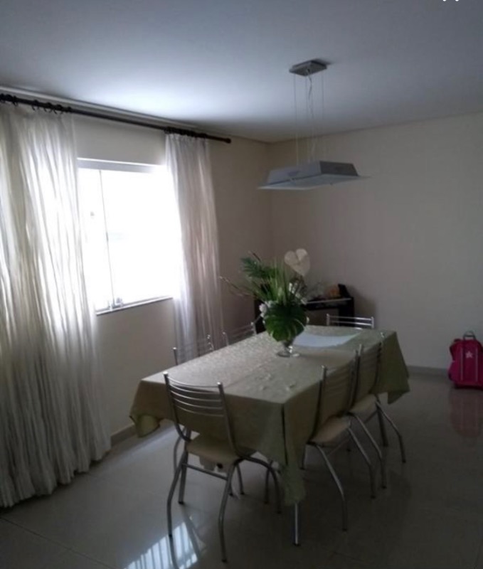 Casa, 3 quartos, 298 m² - Foto 3