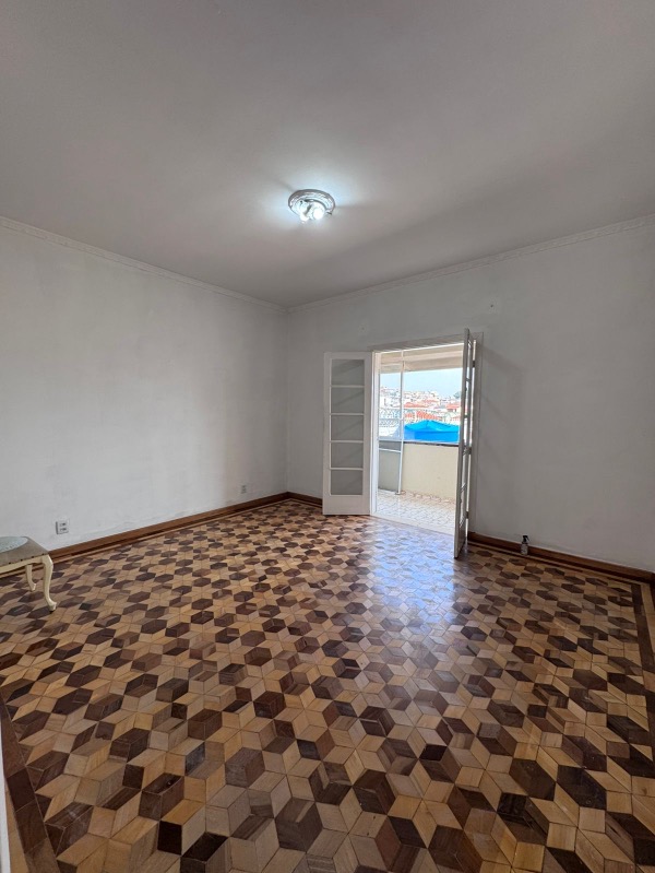 Casa, 2 quartos, 200 m² - Foto 2