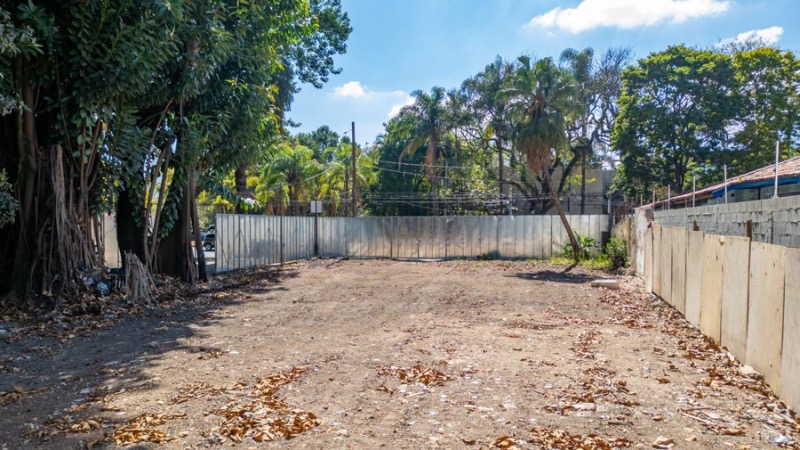 Loteamento e Condomínio, 635 m² - Foto 2