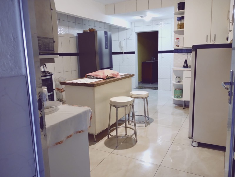 Casa, 3 quartos, 225 m² - Foto 6