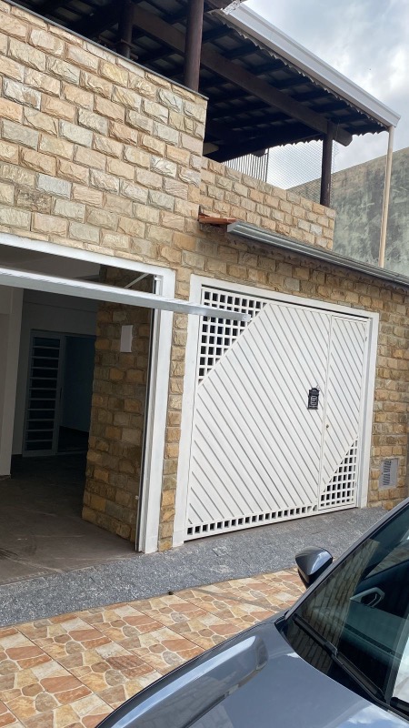 Casa, 3 quartos, 240 m² - Foto 2