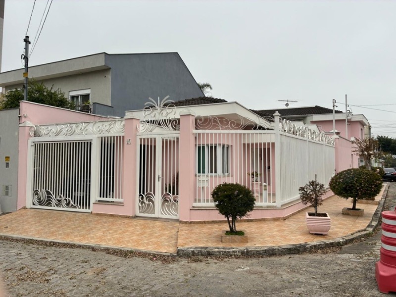 Casa, 3 quartos, 285 m² - Foto 1