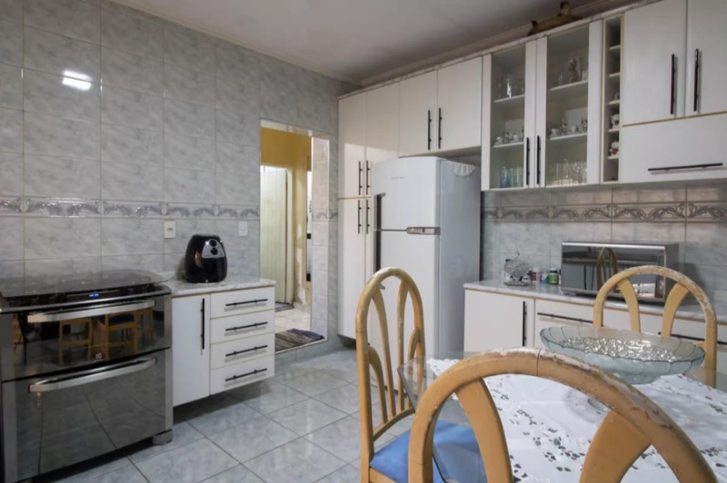Casa, 2 quartos, 220 m² - Foto 8