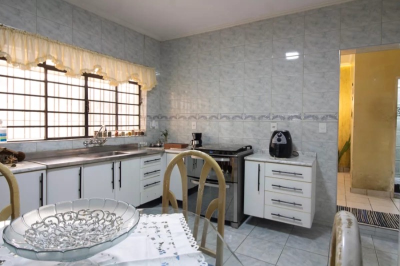 Casa, 2 quartos, 220 m² - Foto 7