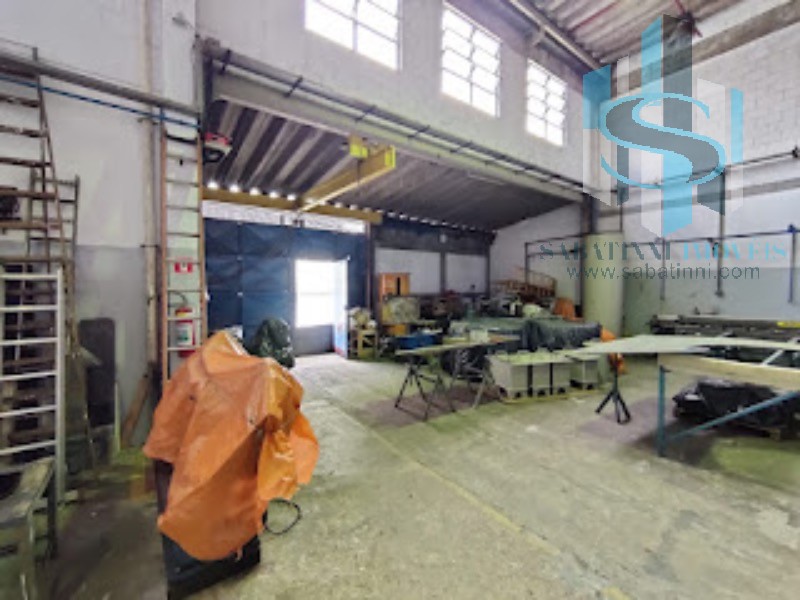 Depósito-Galpão, 750 m² - Foto 2