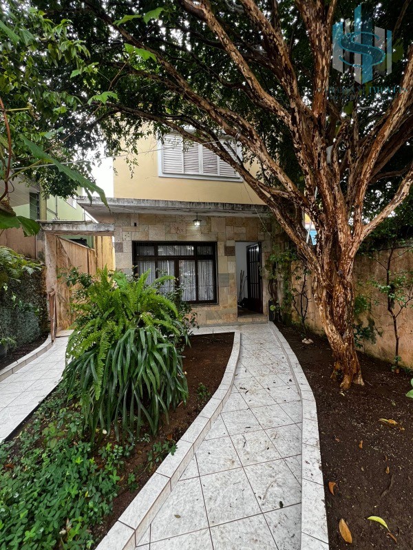 Casa, 3 quartos, 220 m² - Foto 1