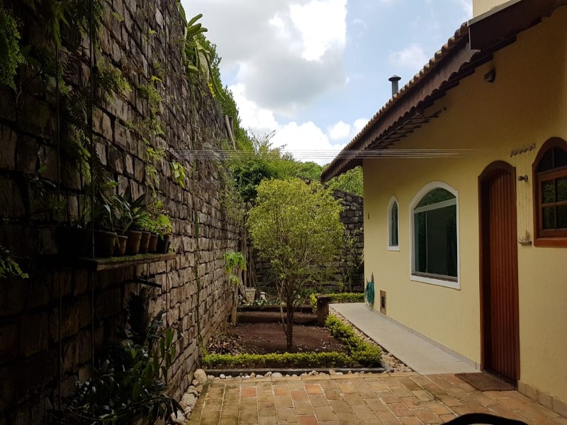 Casa à venda e aluguel com 3 quartos - Foto 47