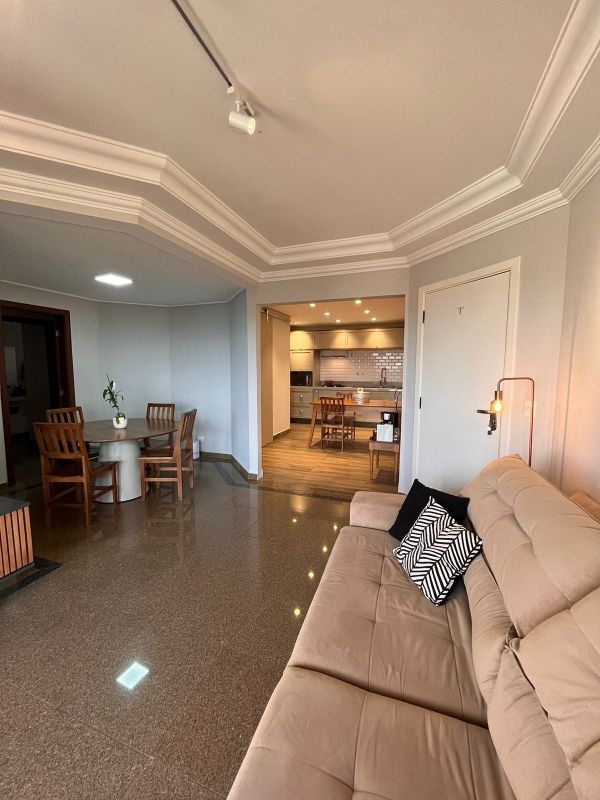 Apartamento à venda com 3 quartos, 181m² - Foto 10