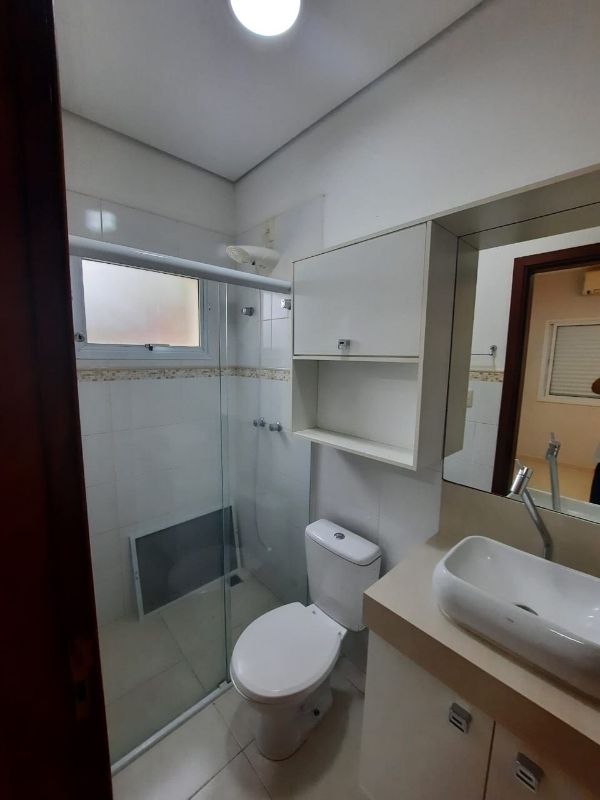 Apartamento para alugar com 2 quartos, 70m² - Foto 12