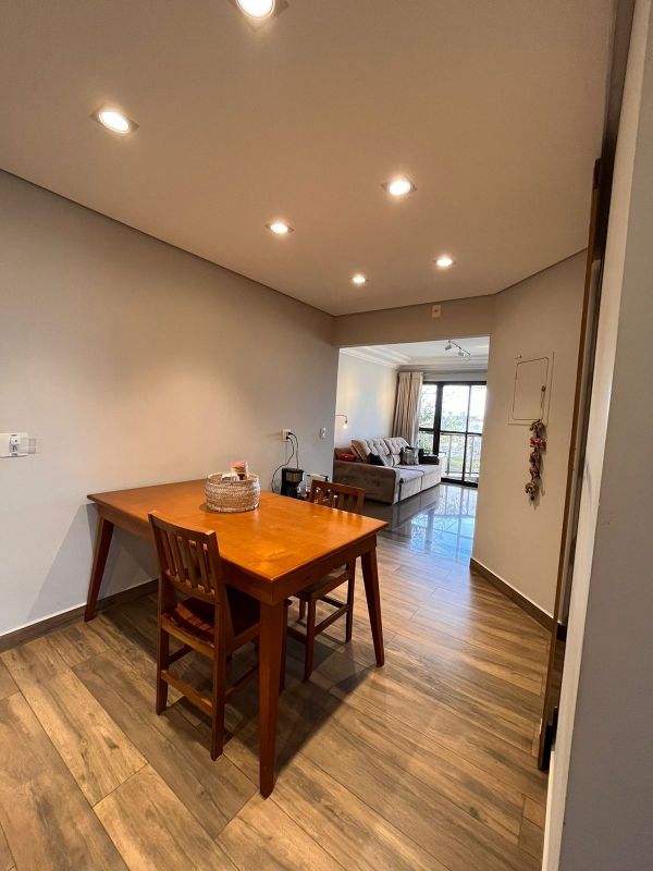 Apartamento à venda com 3 quartos, 181m² - Foto 13