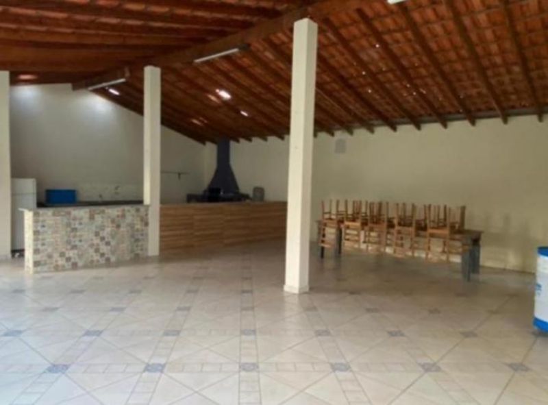 Chácara à venda com 3 quartos, 1000m² - Foto 2