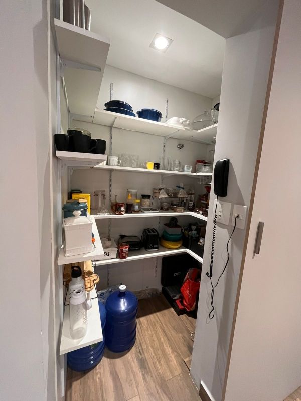 Apartamento à venda com 3 quartos, 181m² - Foto 9