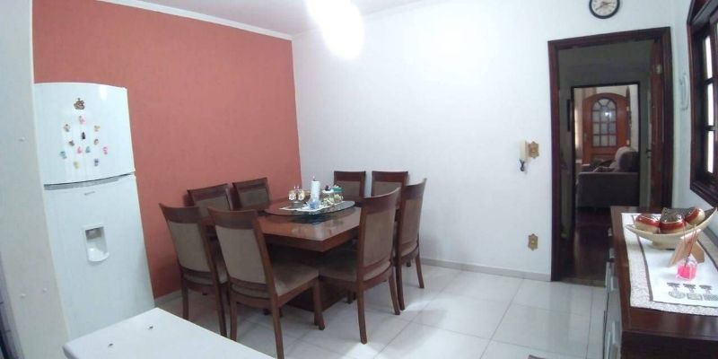 Casa à venda com 3 quartos, 165m² - Foto 5