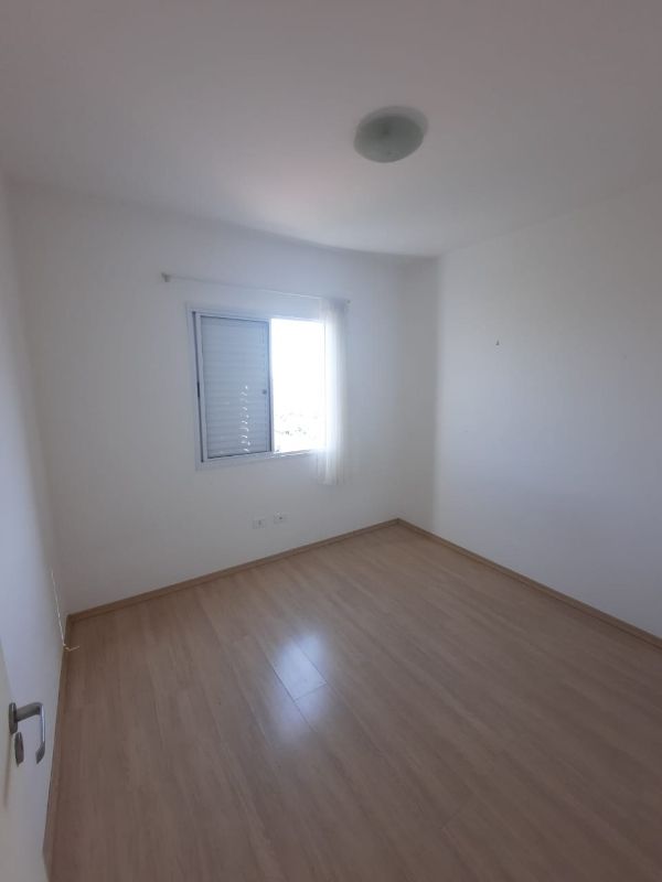 Apartamento para alugar com 3 quartos, 80m² - Foto 8