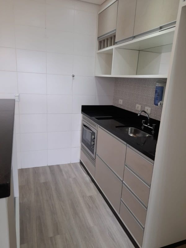 Apartamento à venda com 2 quartos, 80m² - Foto 17