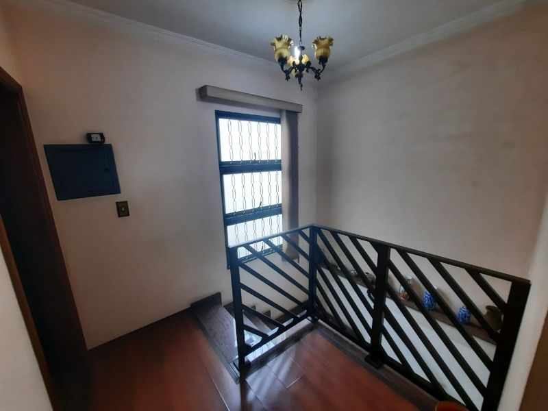 Casa à venda com 3 quartos, 341m² - Foto 23