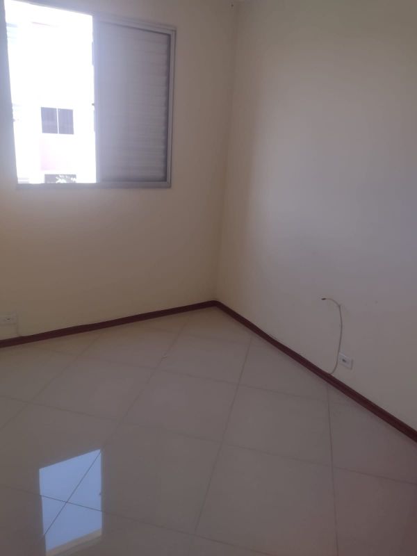 Apartamento à venda com 2 quartos, 50m² - Foto 2