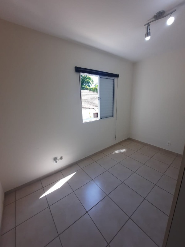 Apartamento à venda com 2 quartos, 45m² - Foto 15