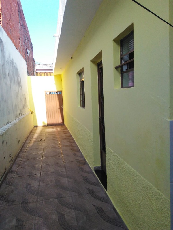 Casa à venda com 2 quartos, 140m² - Foto 9