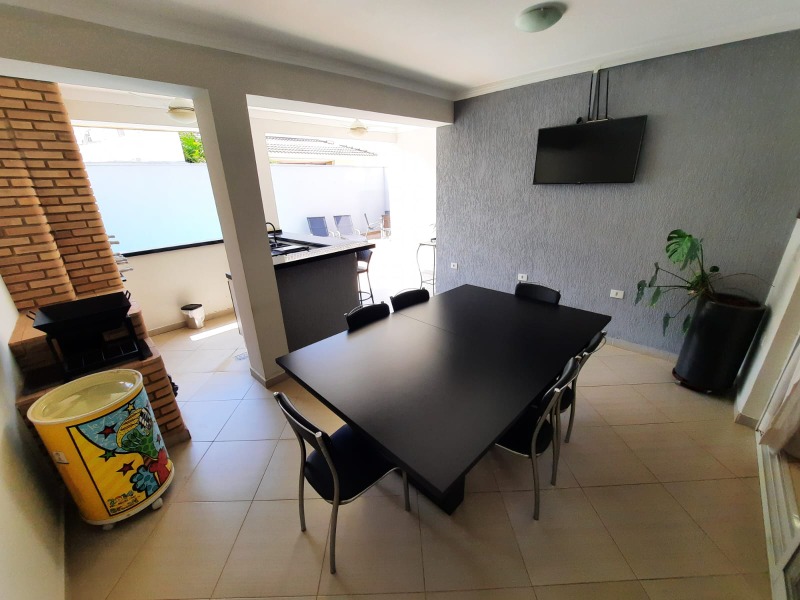 Casa à venda com 3 quartos, 250m² - Foto 21