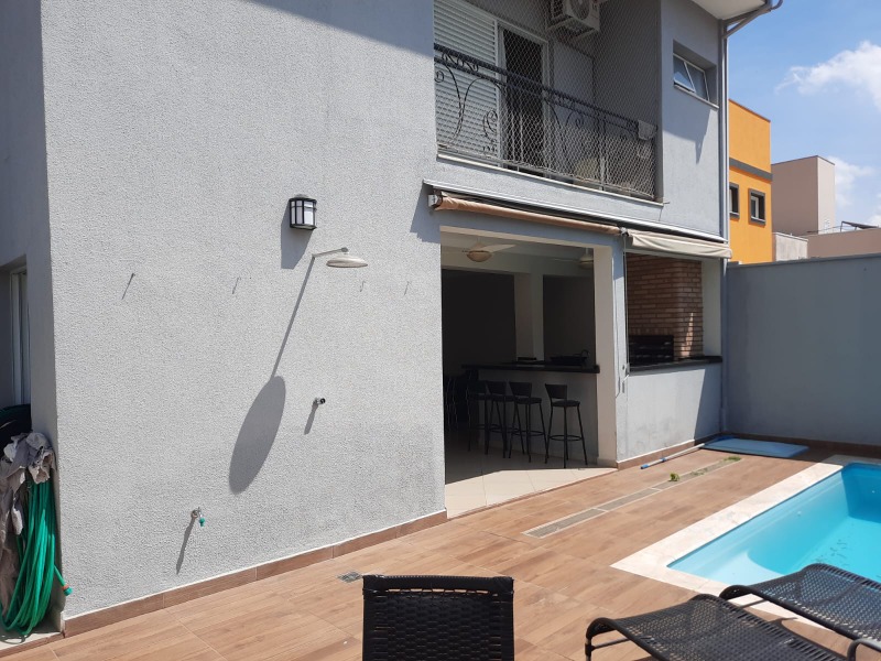 Casa à venda com 3 quartos, 250m² - Foto 16