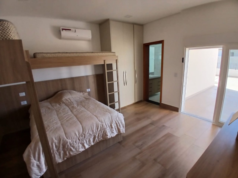 Casa à venda com 4 quartos, 800m² - Foto 10