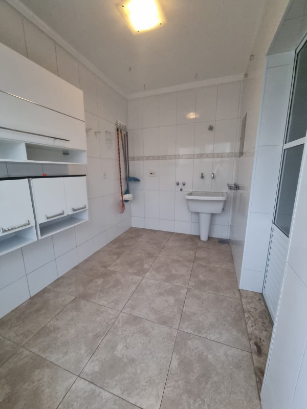 Casa à venda com 4 quartos, 342m² - Foto 18