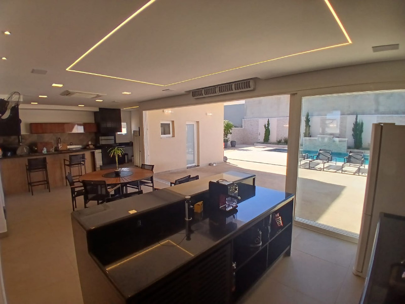 Casa à venda com 4 quartos, 800m² - Foto 46