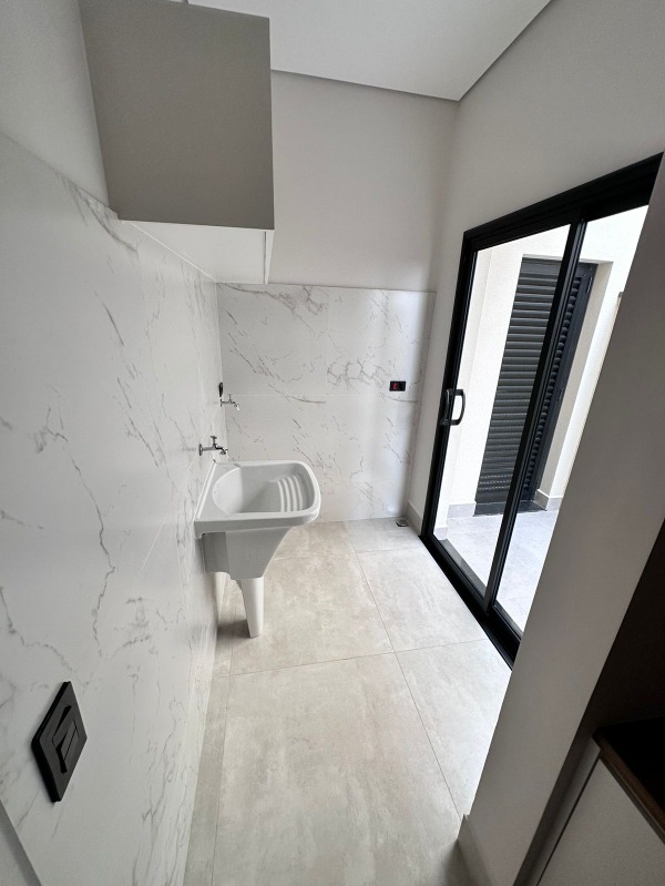 Casa à venda com 3 quartos, 300m² - Foto 19