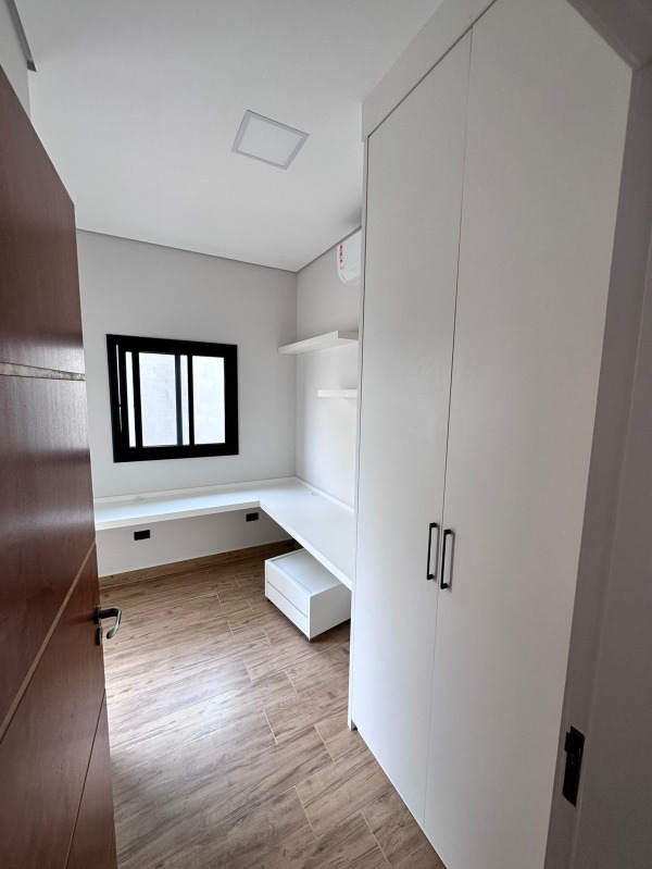 Casa à venda com 3 quartos, 300m² - Foto 15