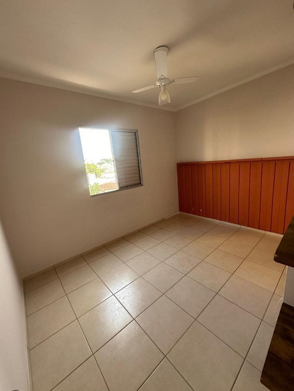 Apartamento à venda com 2 quartos, 100m² - Foto 3