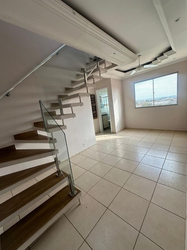 Apartamento à venda com 2 quartos, 100m² - Foto 1