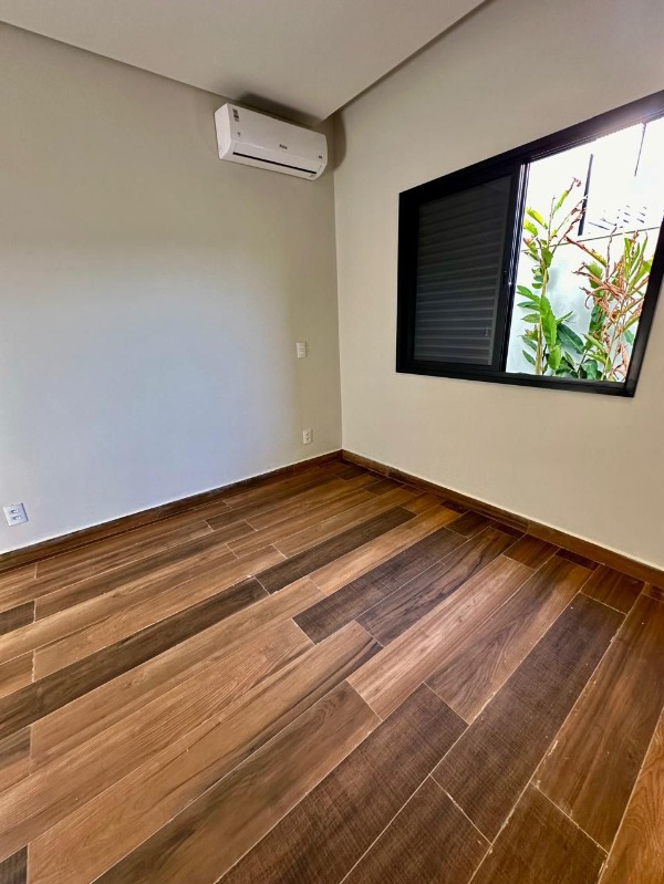 Casa à venda com 3 quartos, 360m² - Foto 14