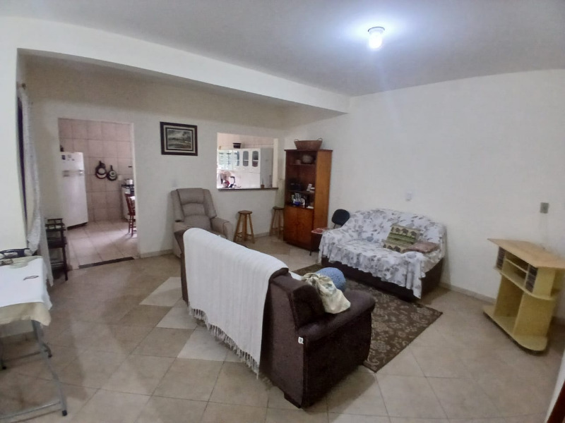 Casa à venda com 3 quartos, 261m² - Foto 5