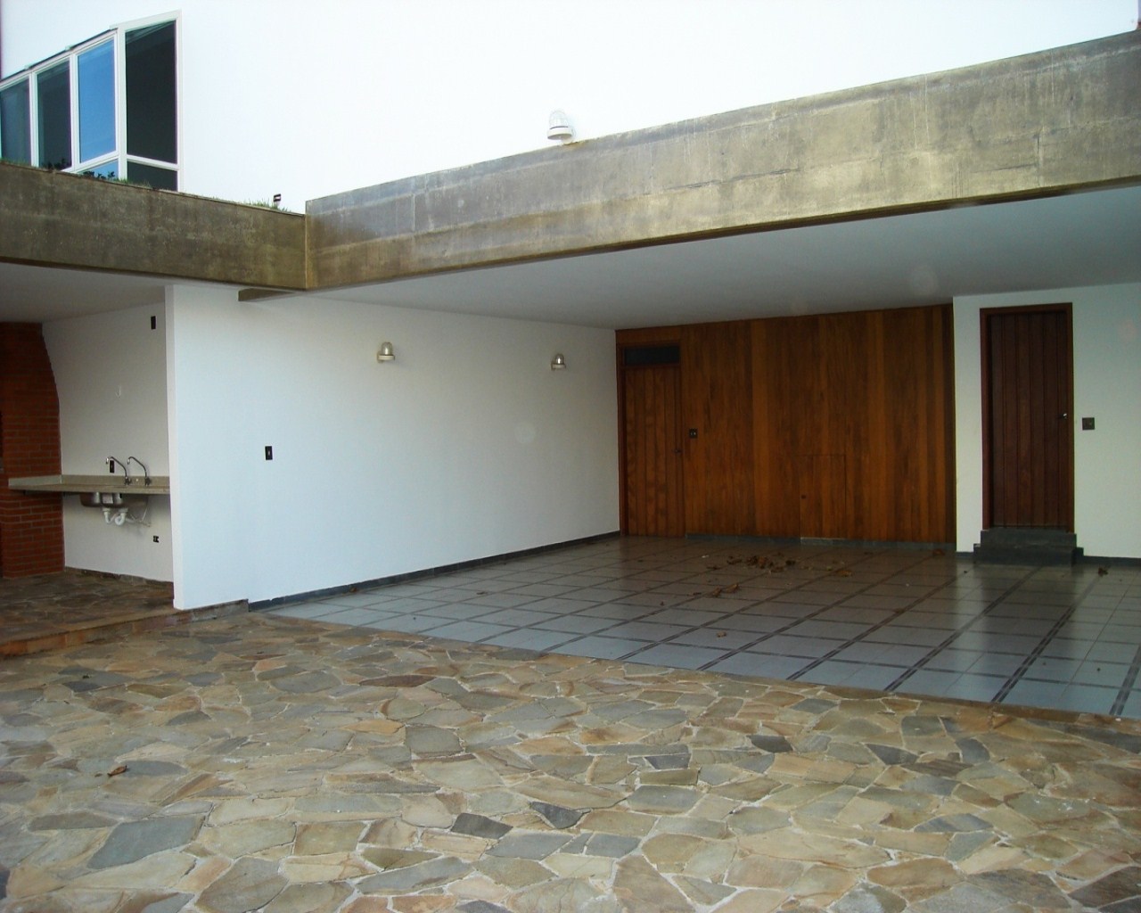 Casa à venda com 4 quartos, 500m² - Foto 2