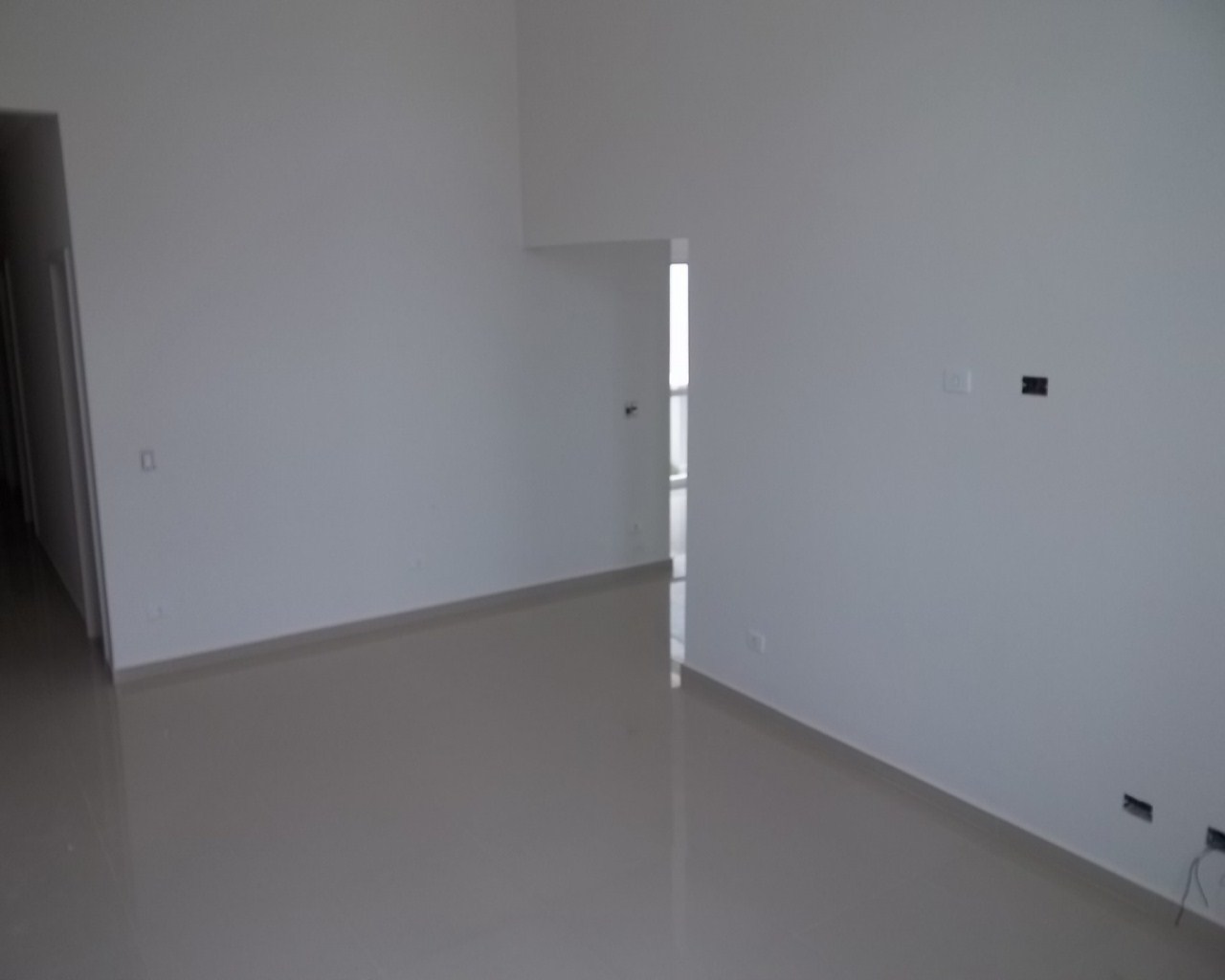 Casa à venda com 3 quartos, 150m² - Foto 3