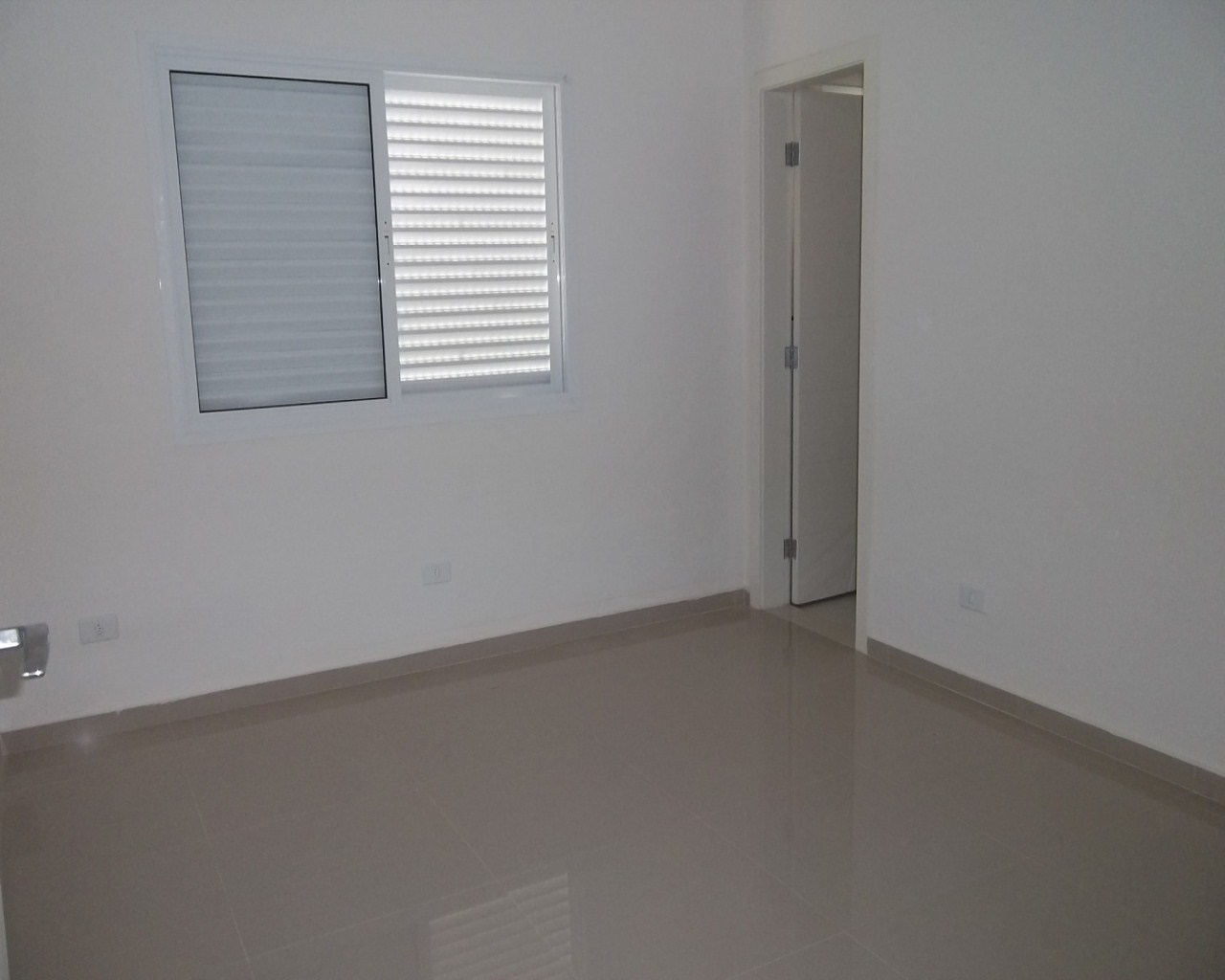 Casa à venda com 3 quartos, 150m² - Foto 9