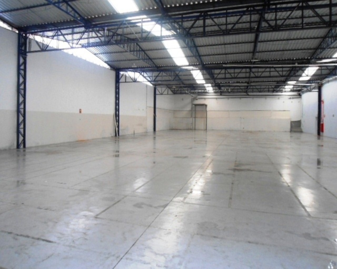 Depósito-Galpão-Armazém para alugar, 1261m² - Foto 5